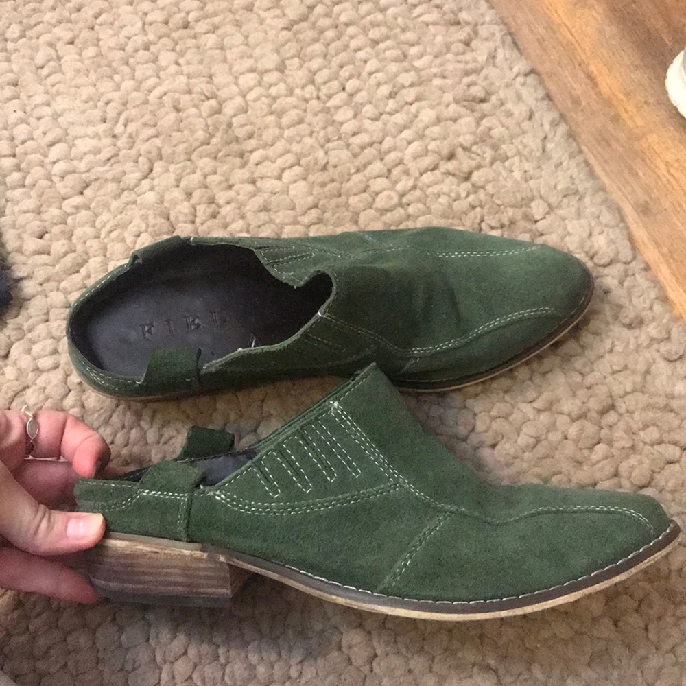 Fiel mule slide